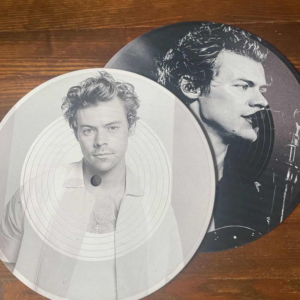 Harry Styles Vinyl DécorWall Art Decorative Art Vinyl Set of 2 11.5"